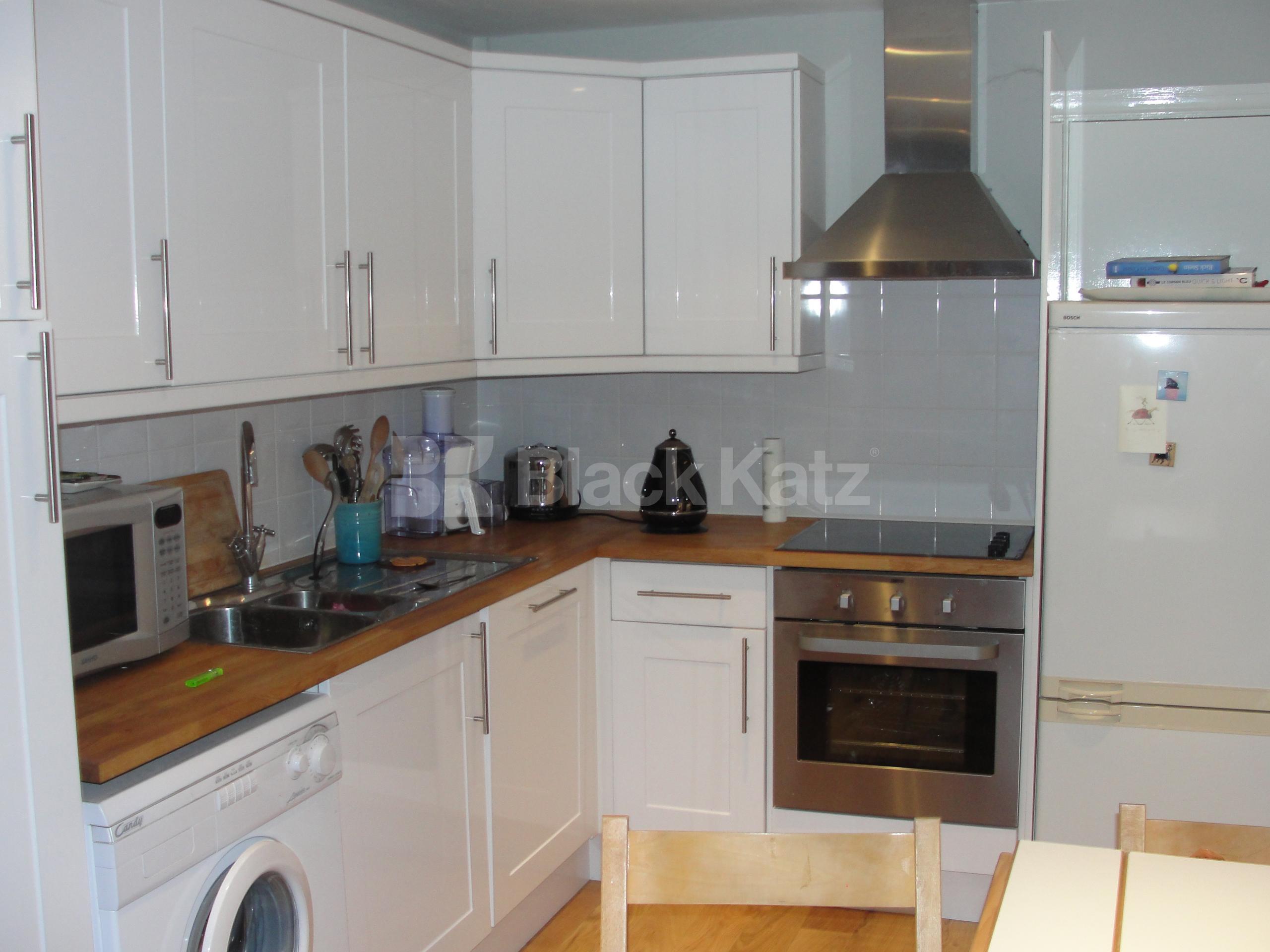 			NEW INSTRUCTION (Includes internet & water rates). , 1 Bedroom, 1 bath, 1 reception Maisonette			 Mount Emphraim Lane, Streatham Hill SW16